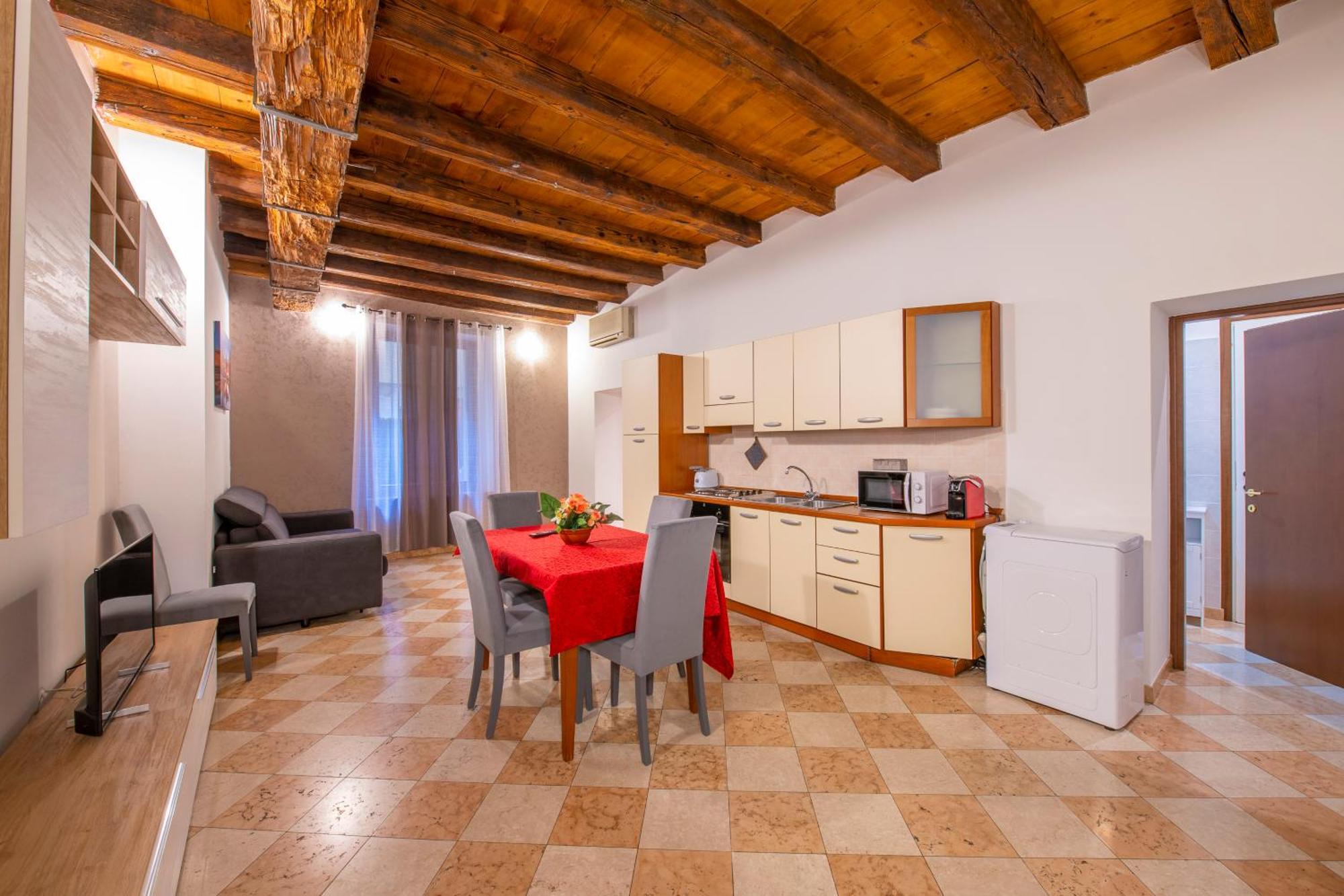 Palace Home Mazzini Verona Center Exterior photo